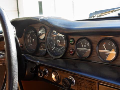 Volvo P1800 ES fehér