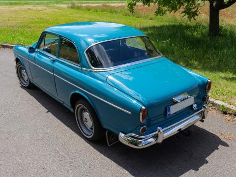 Volvo Amazon 121 B20 kék
