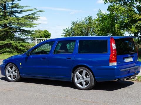 Volvo V70R SONIC BLUE (2005)