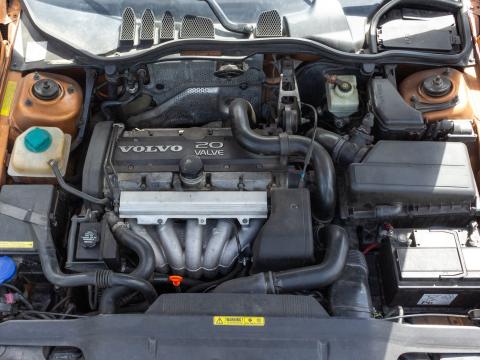 Volvo V70R SAFFRAN (1998)